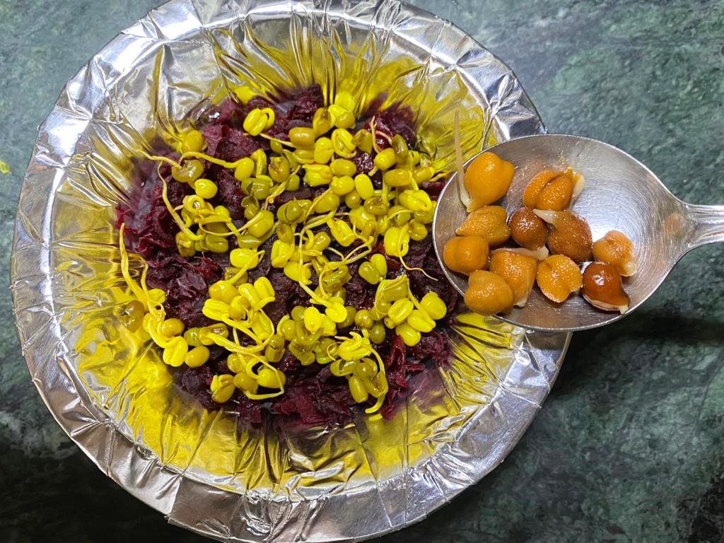 Beetroot Sprouts Bhel Recipe