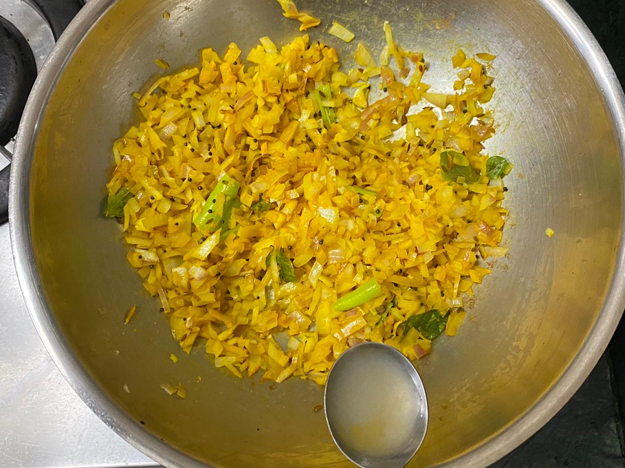 Maharashtrian Kanda Poha Recipe