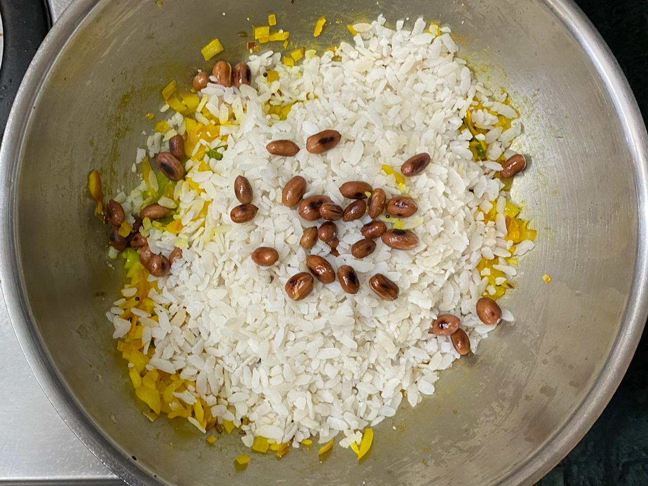 Maharashtrian Kanda Poha Recipe