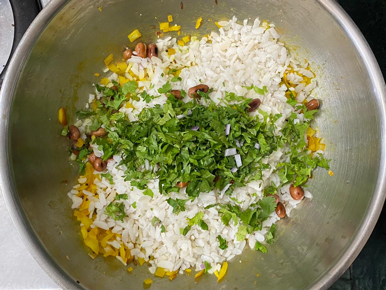 Maharashtrian Kanda Poha Recipe