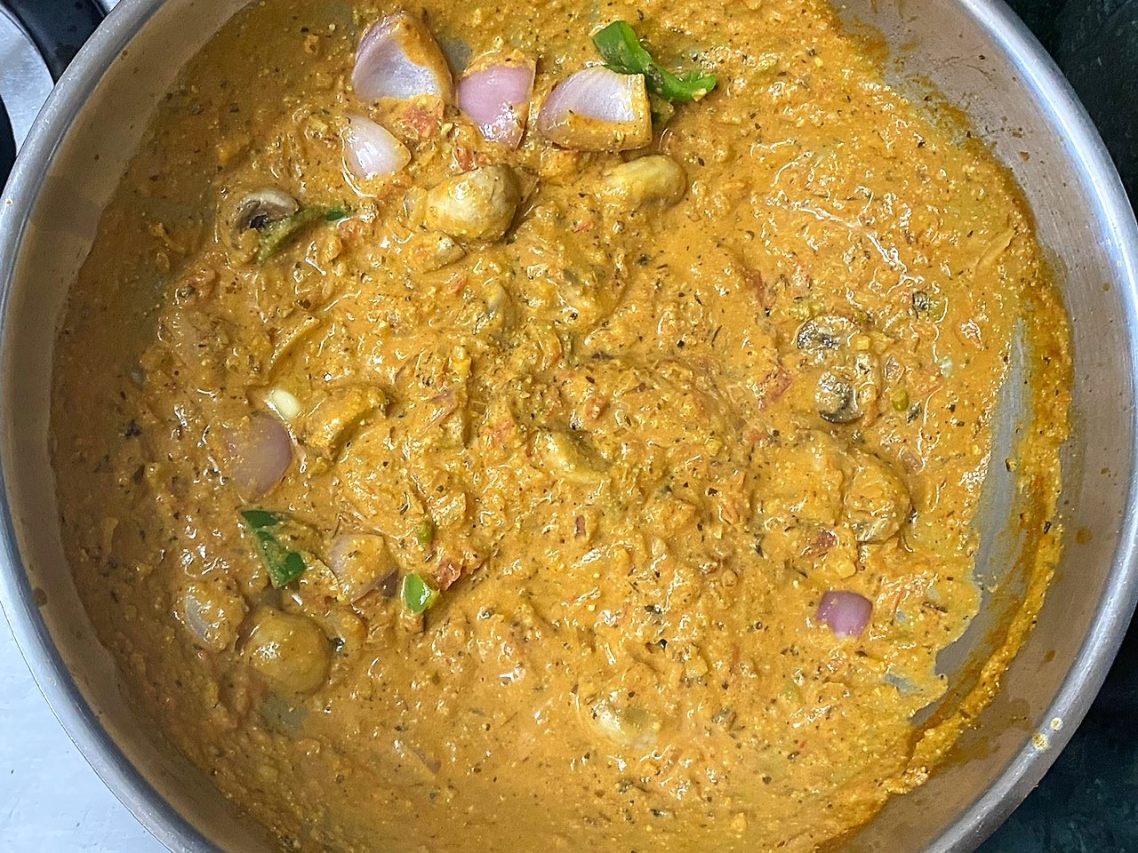 Mushroom Do Pyaza Recipe