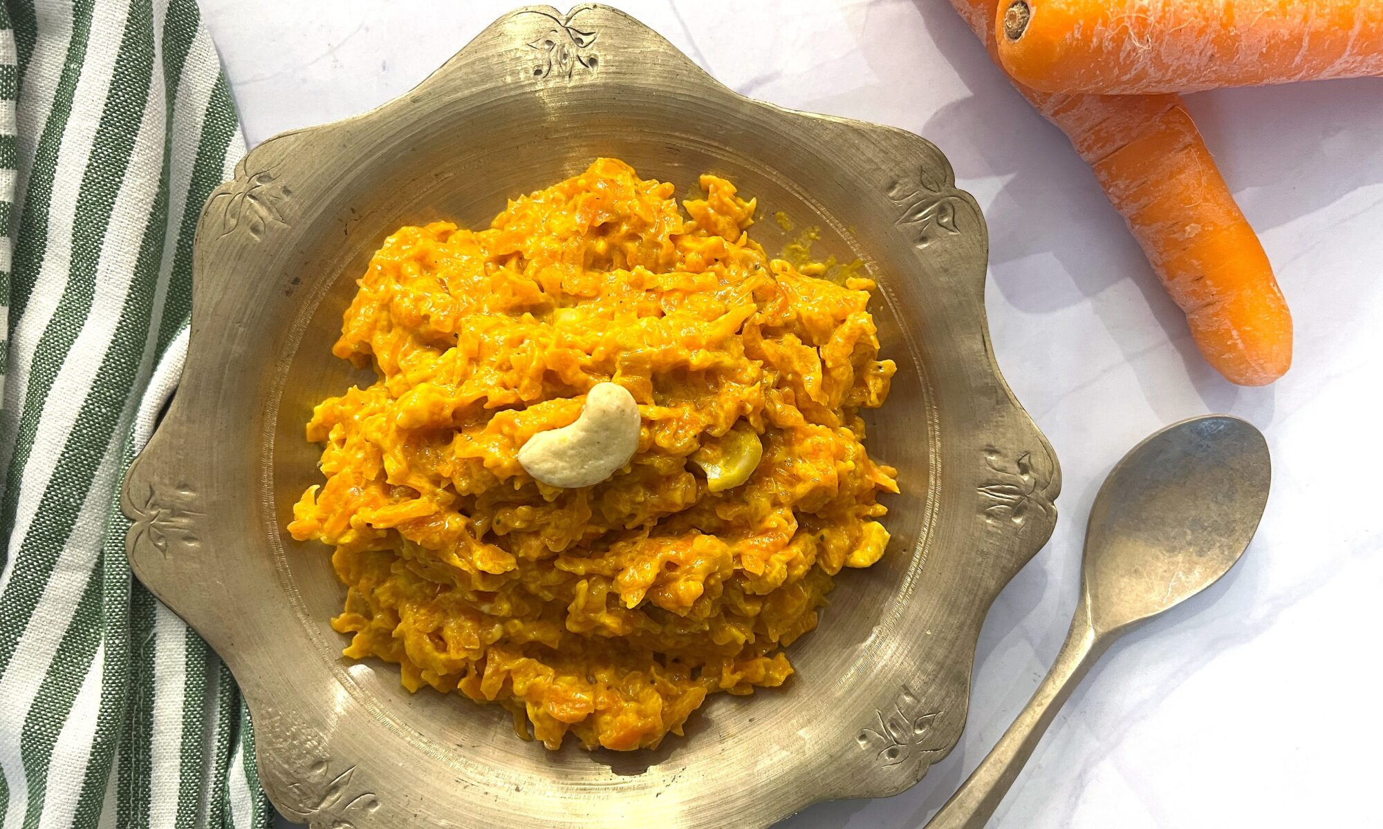 Gajar Ka Halwa With Khoya Recipe
