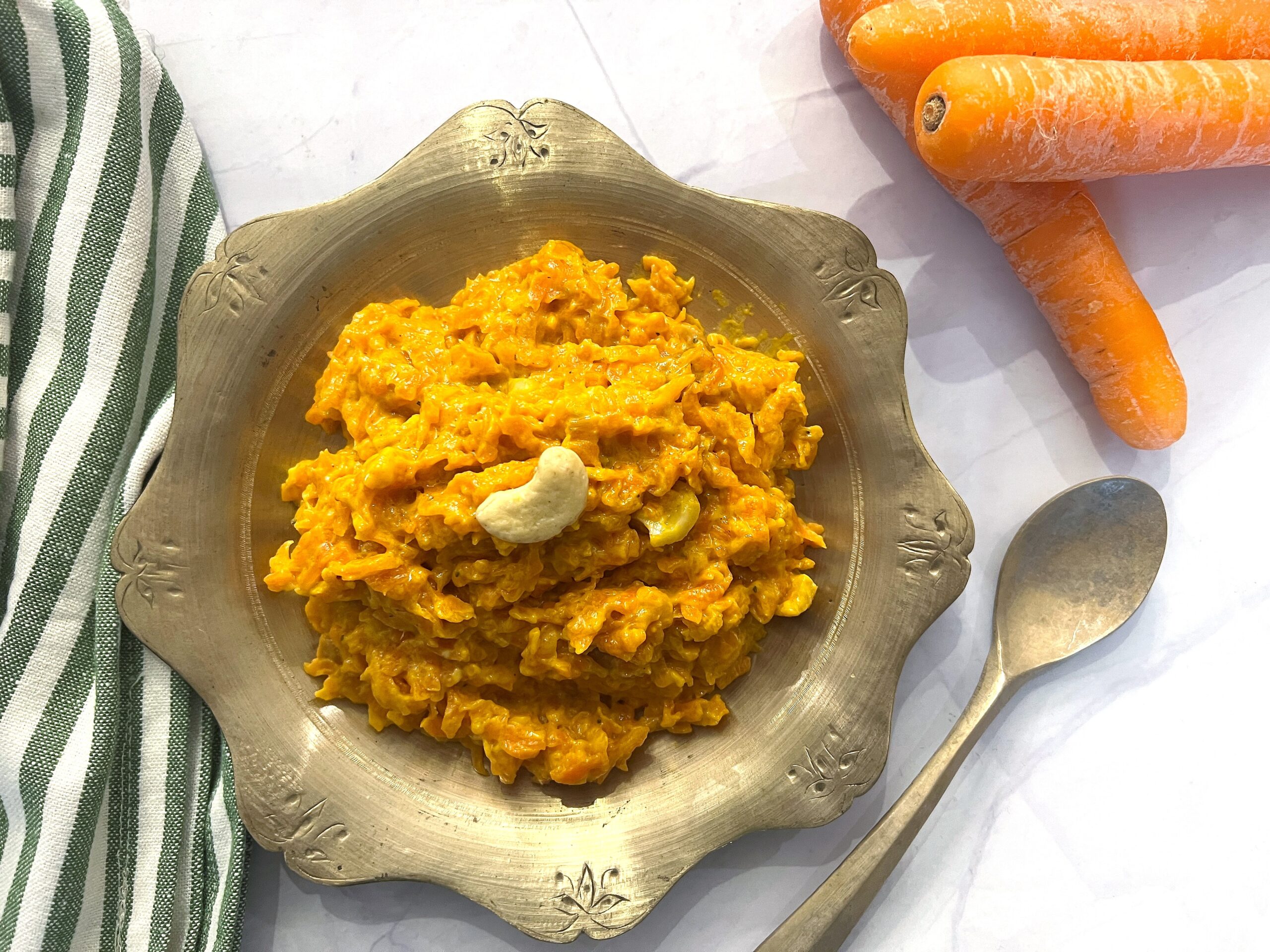 Gajar Ka Halwa With Khoya Recipe