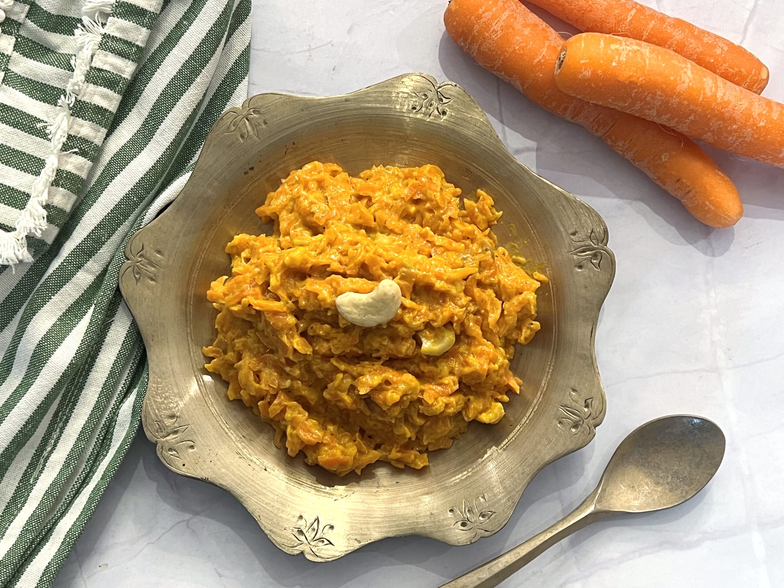 Gajar Ka Halwa With Khoya Recipe