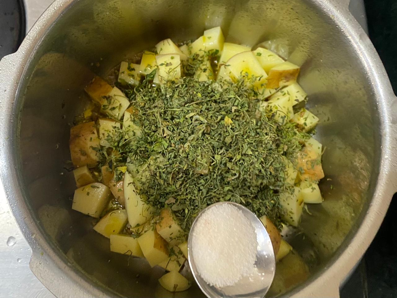 Quick Aloo Kasuri Methi Recipe