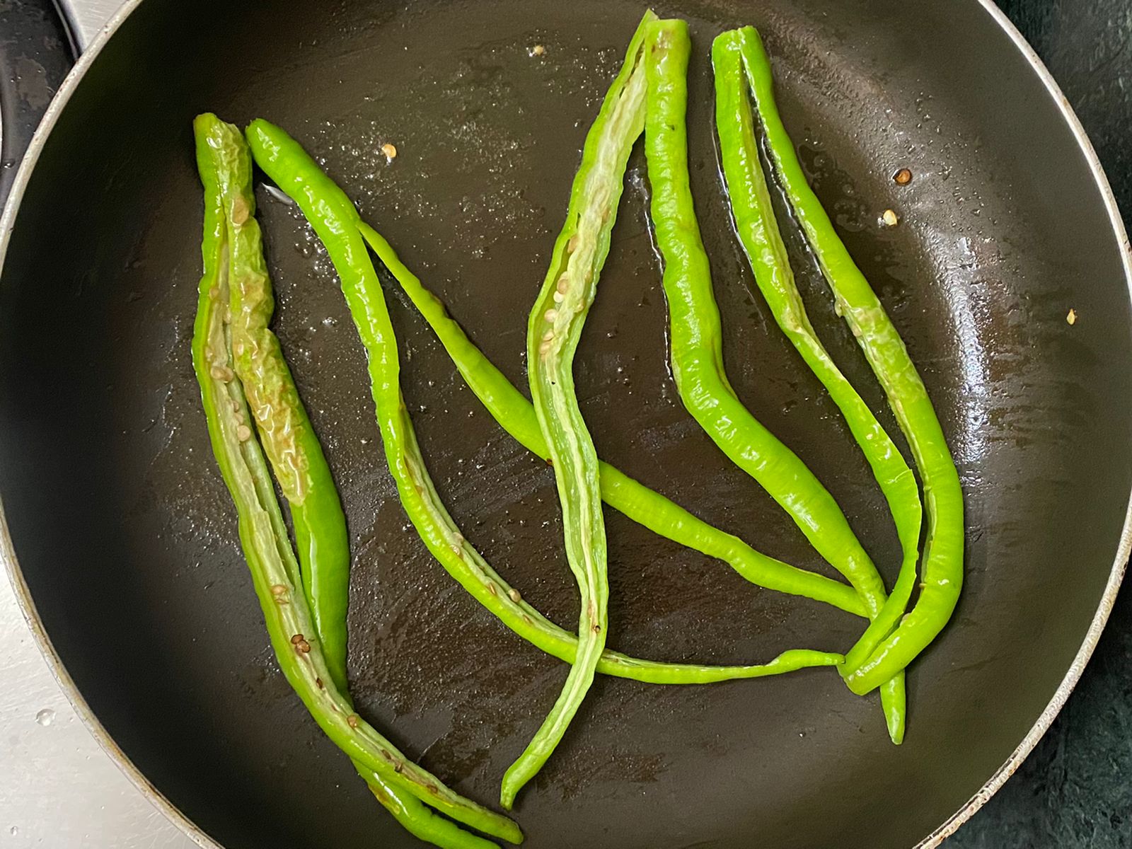 Dahi Wali Mirchi Recipe