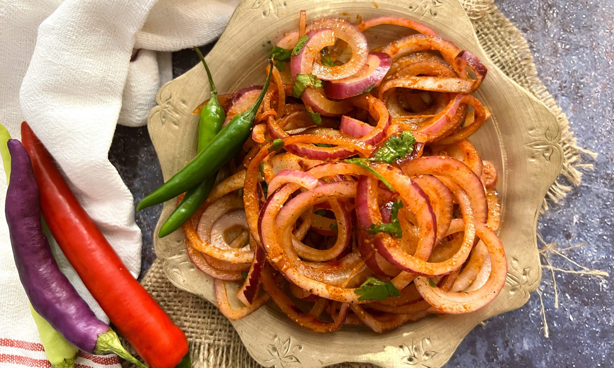 Masala Lachha Pyaaz Recipe