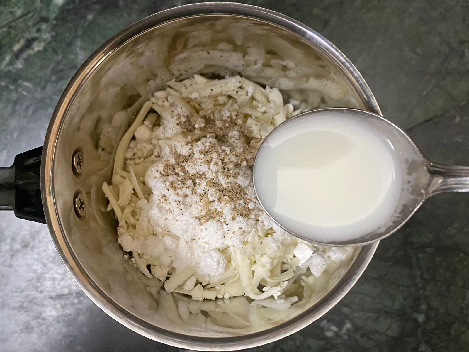 Lychee Sandesh Recipe