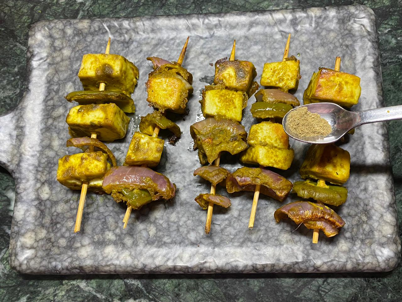 Haryali Paneer Tikka Recipe