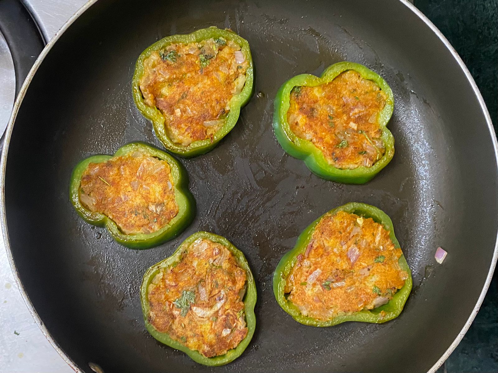 Stuffed Pepper Rings Recipe