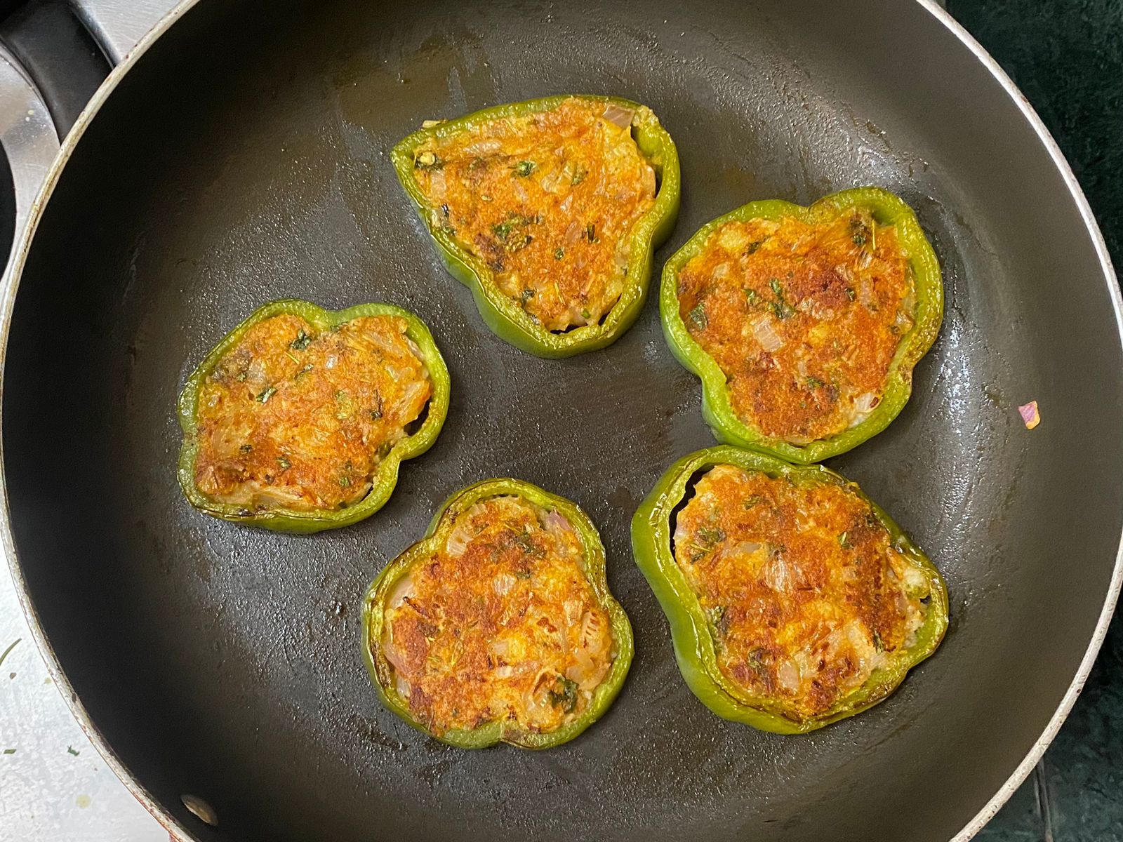 Stuffed Pepper Rings Recipe