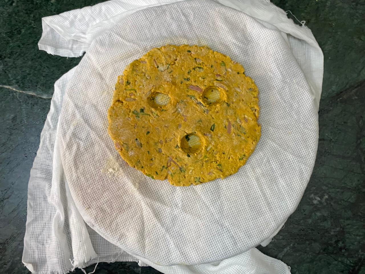 Maharashtrian Thalipeeth Recipe