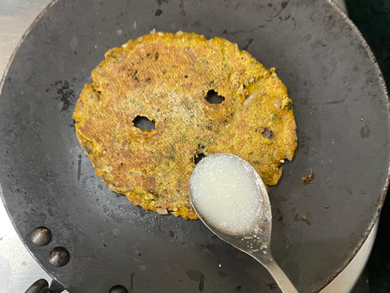 Maharashtrian Thalipeeth Recipe