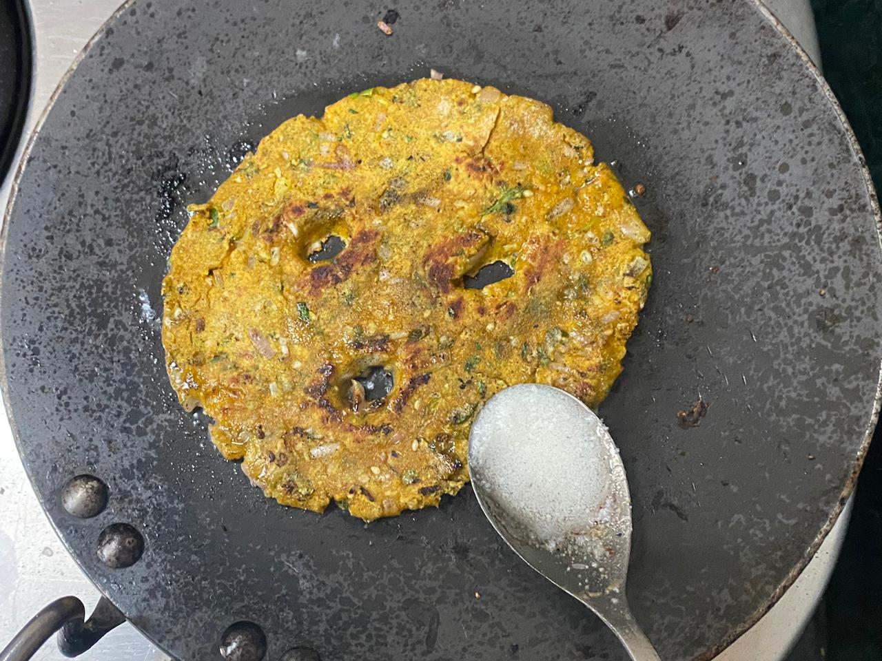 Maharashtrian Thalipeeth Recipe