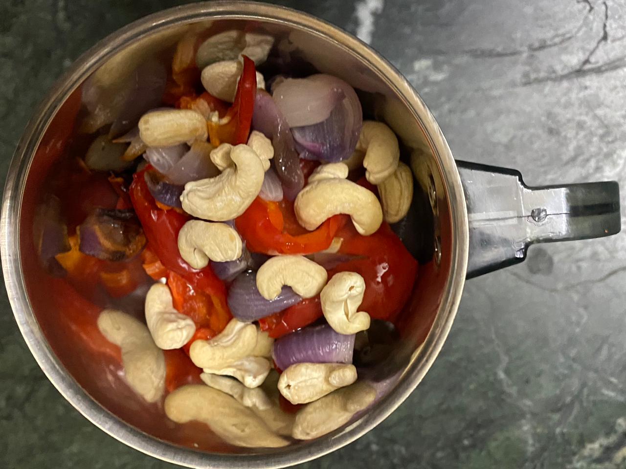 Creamy Red Pepper Sauce Pasta